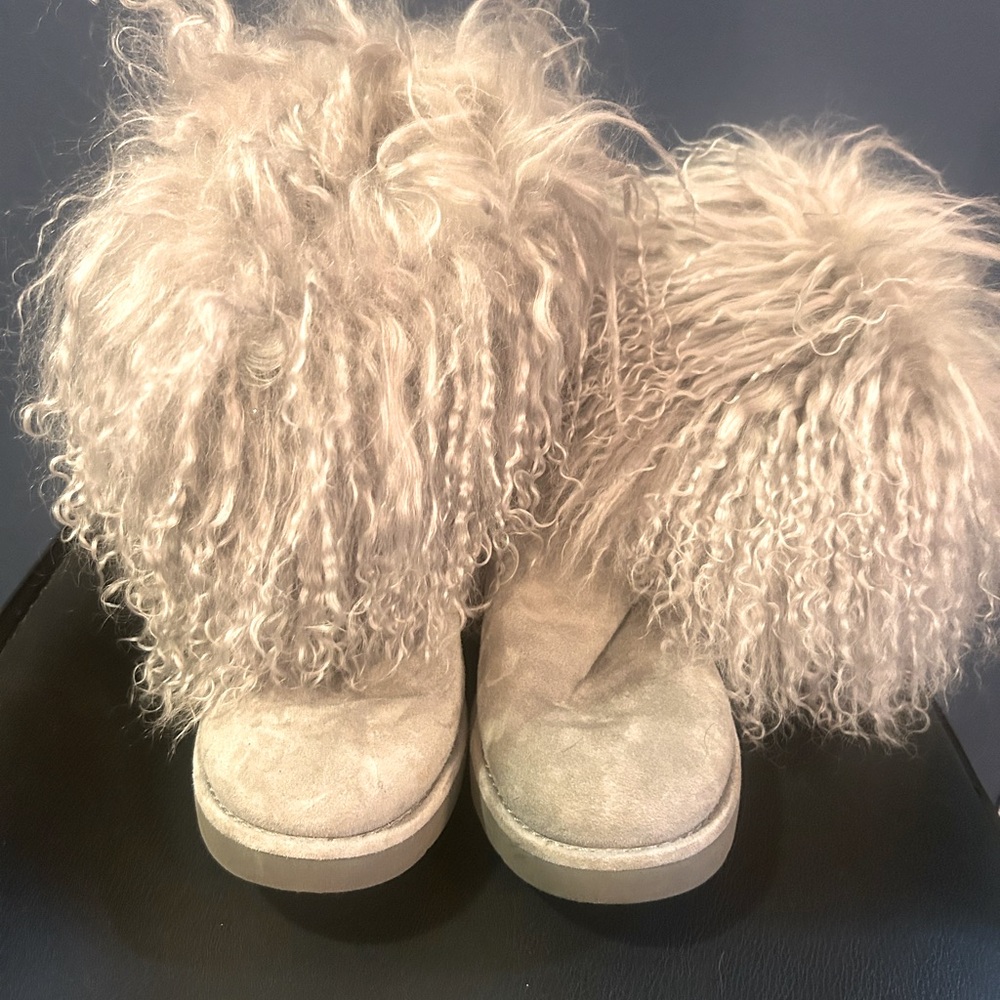 Grey shearling Ugg boots